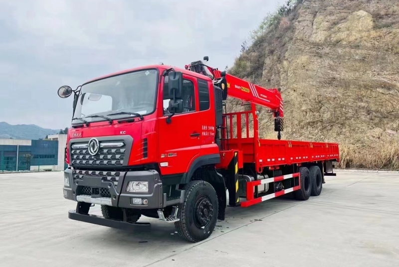 深圳二手市場深度解析：58同城深圳二手隨車吊轉讓的機遇與挑戰
